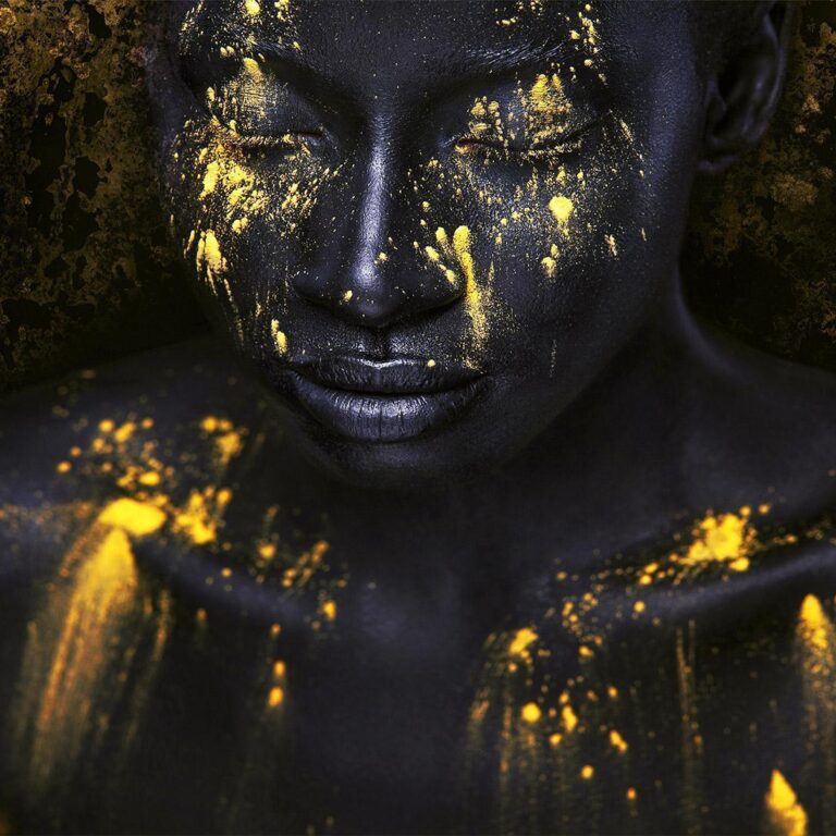 Fotobehang - Bathed in Gold