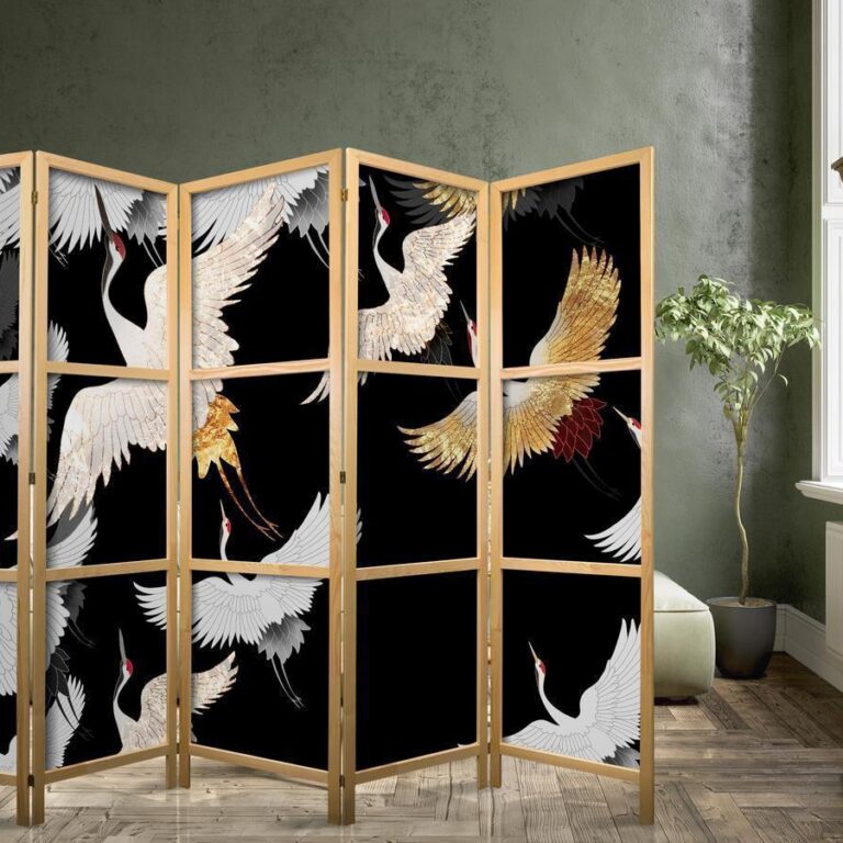 Japans kamerscherm - Cranes at Night - Golden-White Birds Flying Away on a Black Background