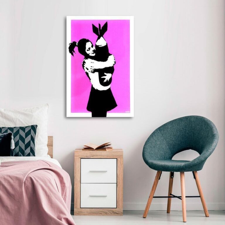 Schilderij - Bomb Hugger (1 Part) Vertical