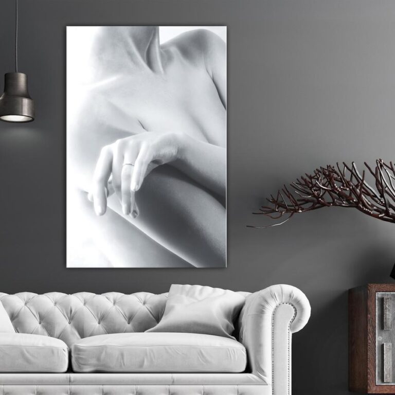 Schilderij - Feminine Delicacy (1 Part) Vertical