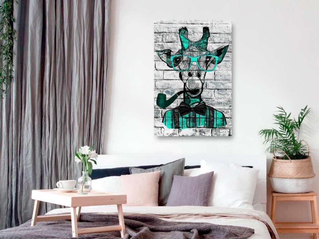 Schilderij - Giraffe with Pipe (1 Part) Vertical Green