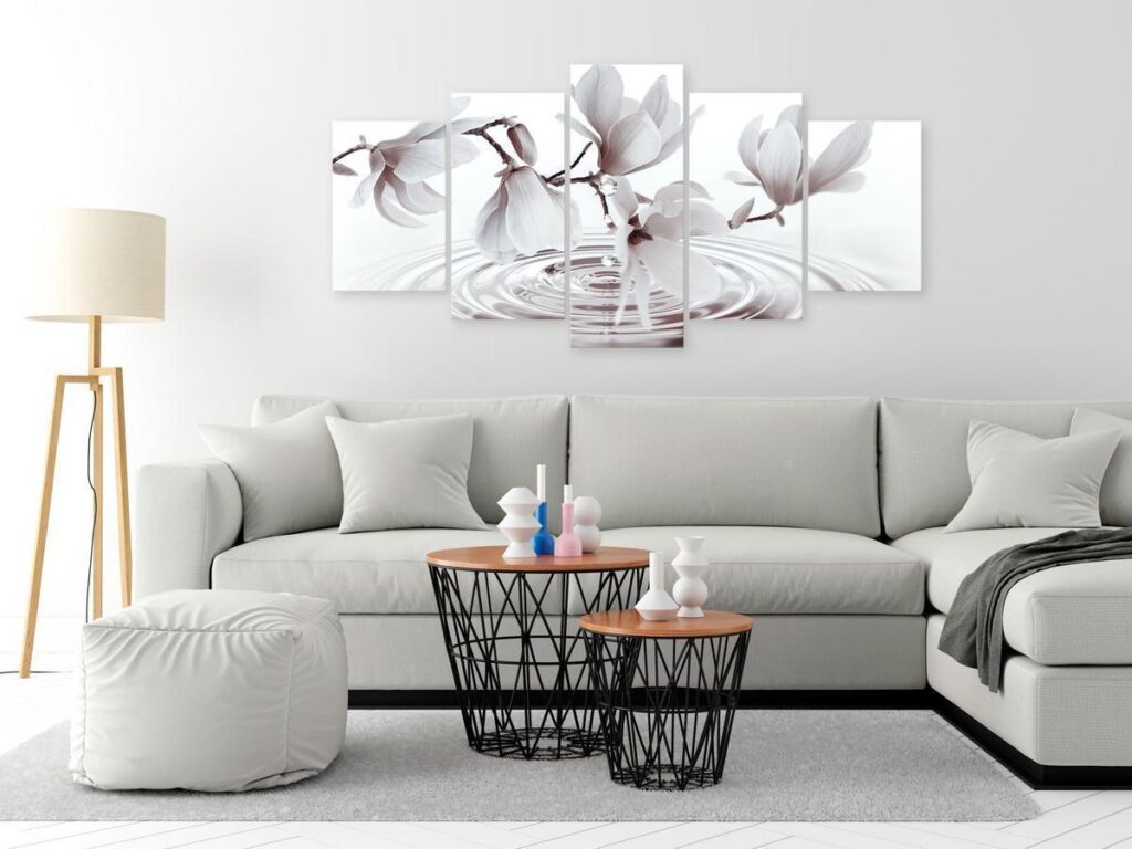 Schilderij - Magnolias over Water (5 Parts) Wide Grey - Afbeelding 2