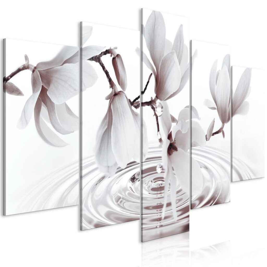 Schilderij - Magnolias over Water (5 Parts) Wide Grey