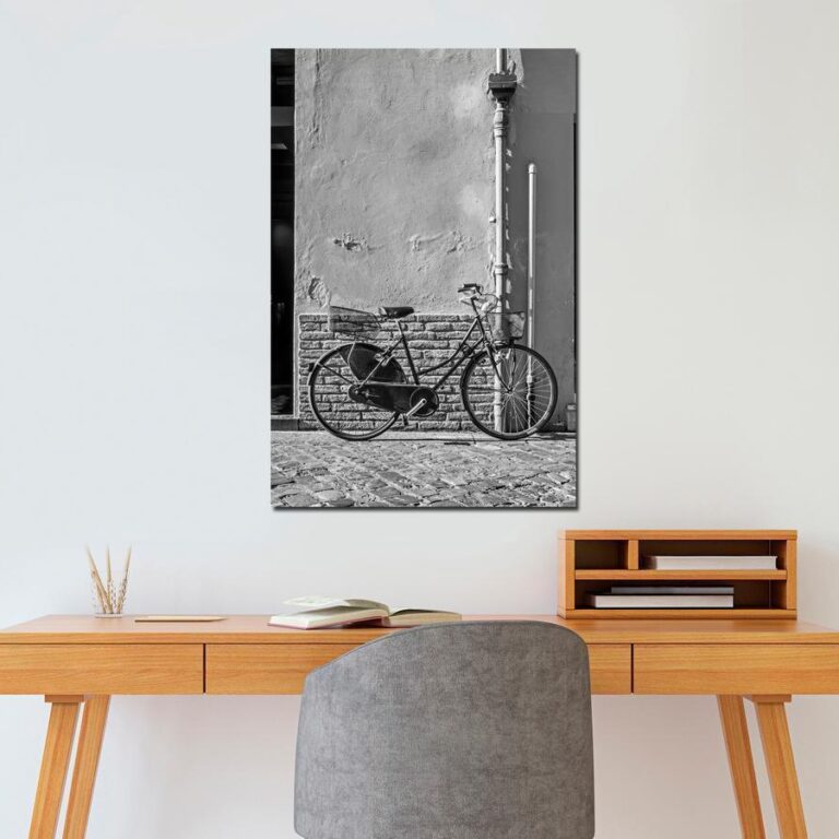 Schilderij - Old Italian Bicycle (1 Part) Vertical