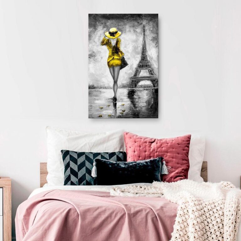 Schilderij - Parisian Woman (1 Part) Vertical Yellow