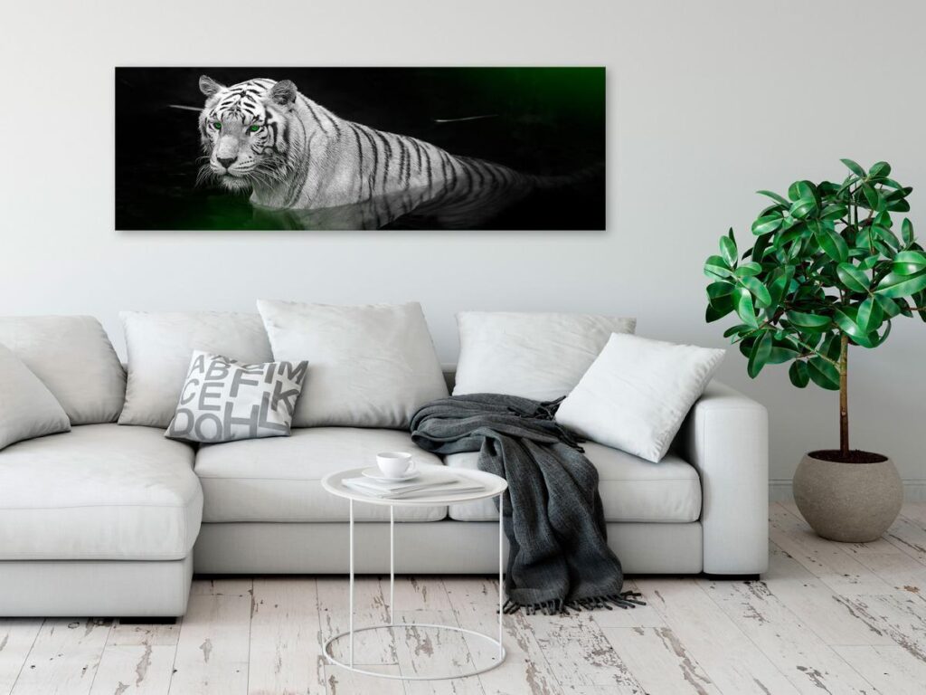 Schilderij - Shining Tiger (1 Part) Green Narrow