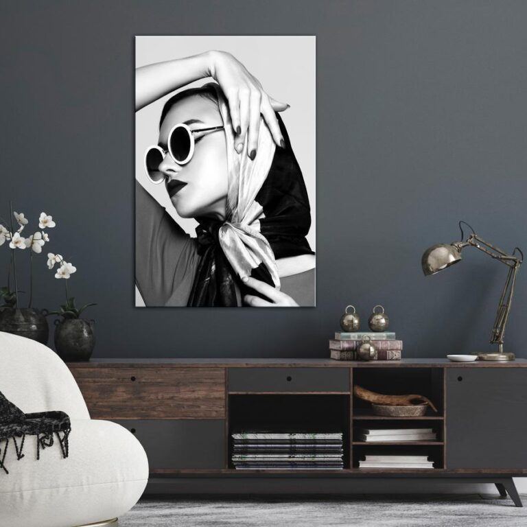 Schilderij - Stylish Lady (1 Part) Vertical