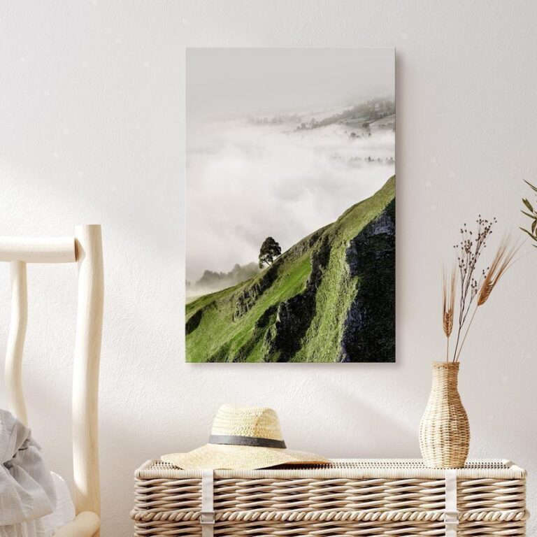 Schilderij - Tree Above Clouds (1 Part) Vertical