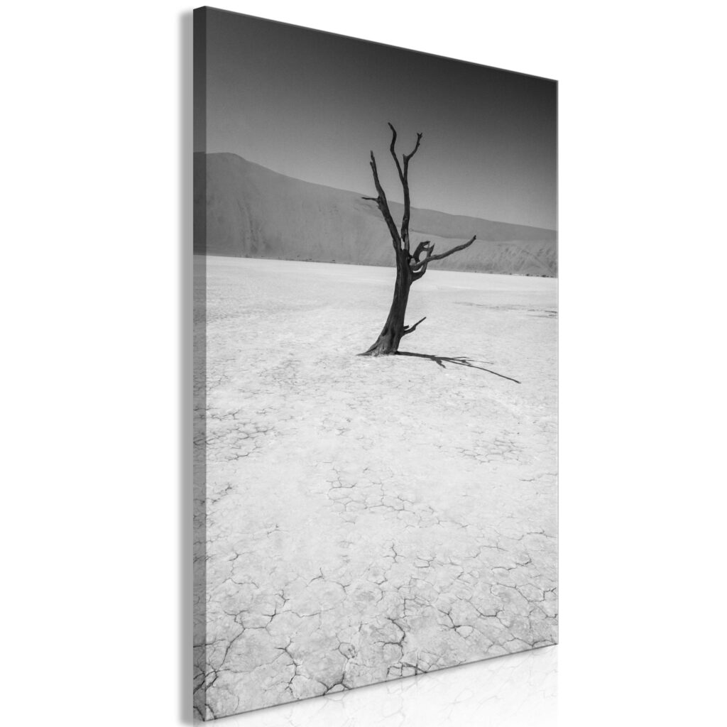 Schilderij - Tree in the Desert (1 Part) Vertical