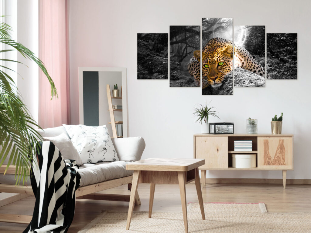 Schilderij - Leopard Lying (5 Parts) Wide Grey - Afbeelding 2